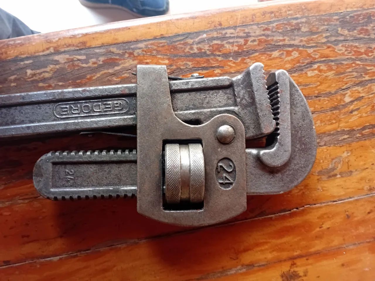 Vende-se chave grinfo GEDORE  24 polegadas 