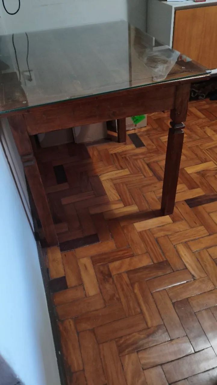 Mesa com 4 cadeiras  - Foto 2