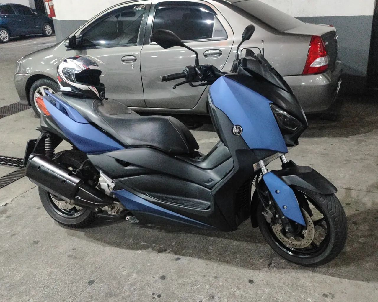 XMAX 250  - Foto 3