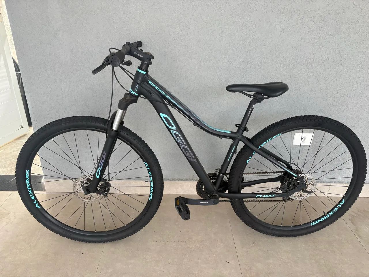 Bicicleta Oggi Aro 26 com marchas