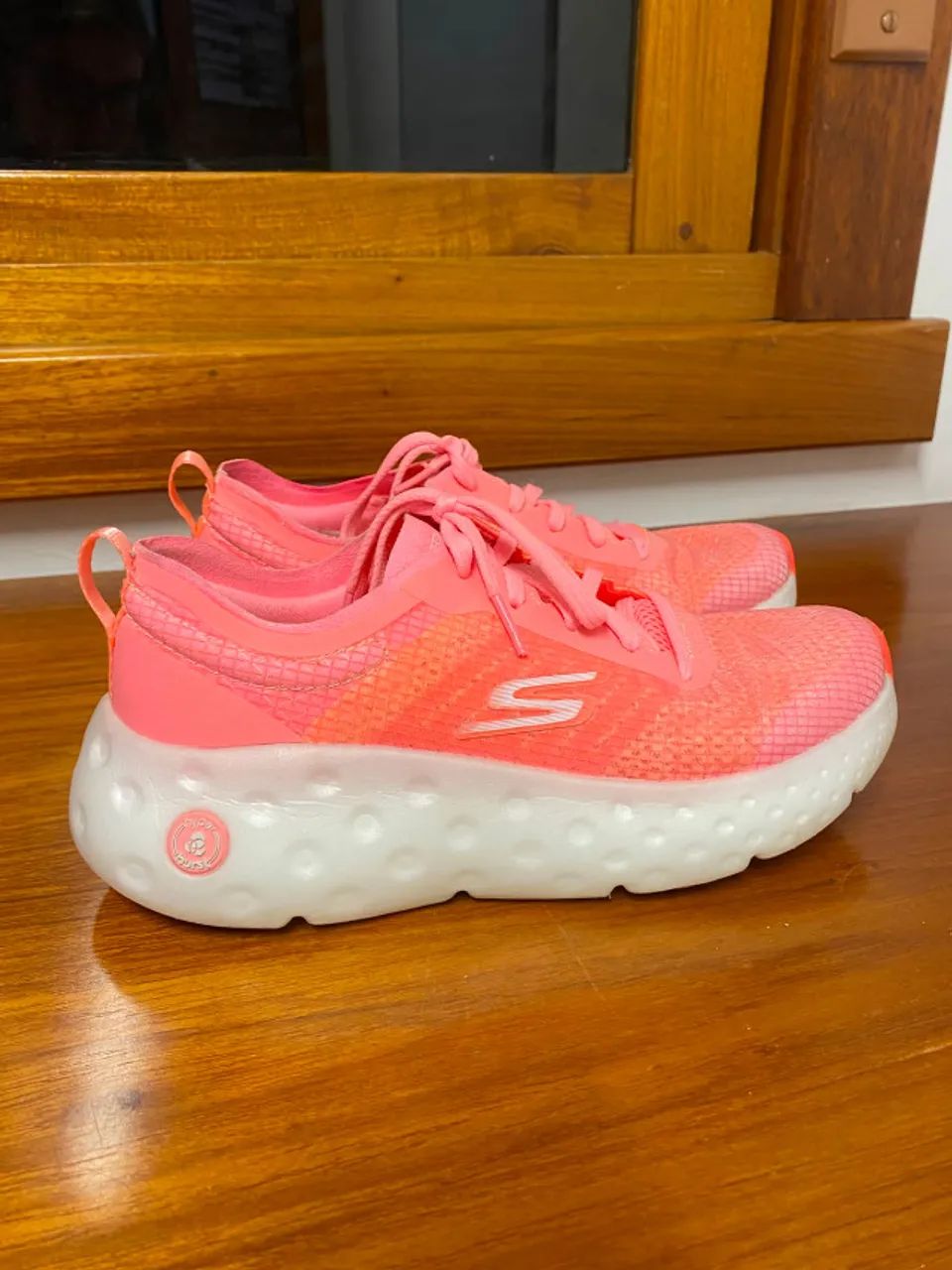Skechers Max Cushioning Hyper Craze - Foto 4