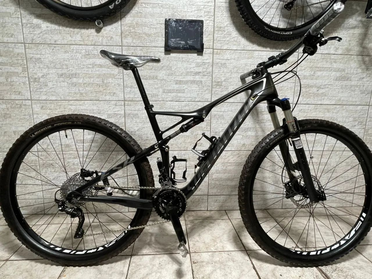 SPECIALIZED EPIC CARBON COMP 29 - FACT CARBON