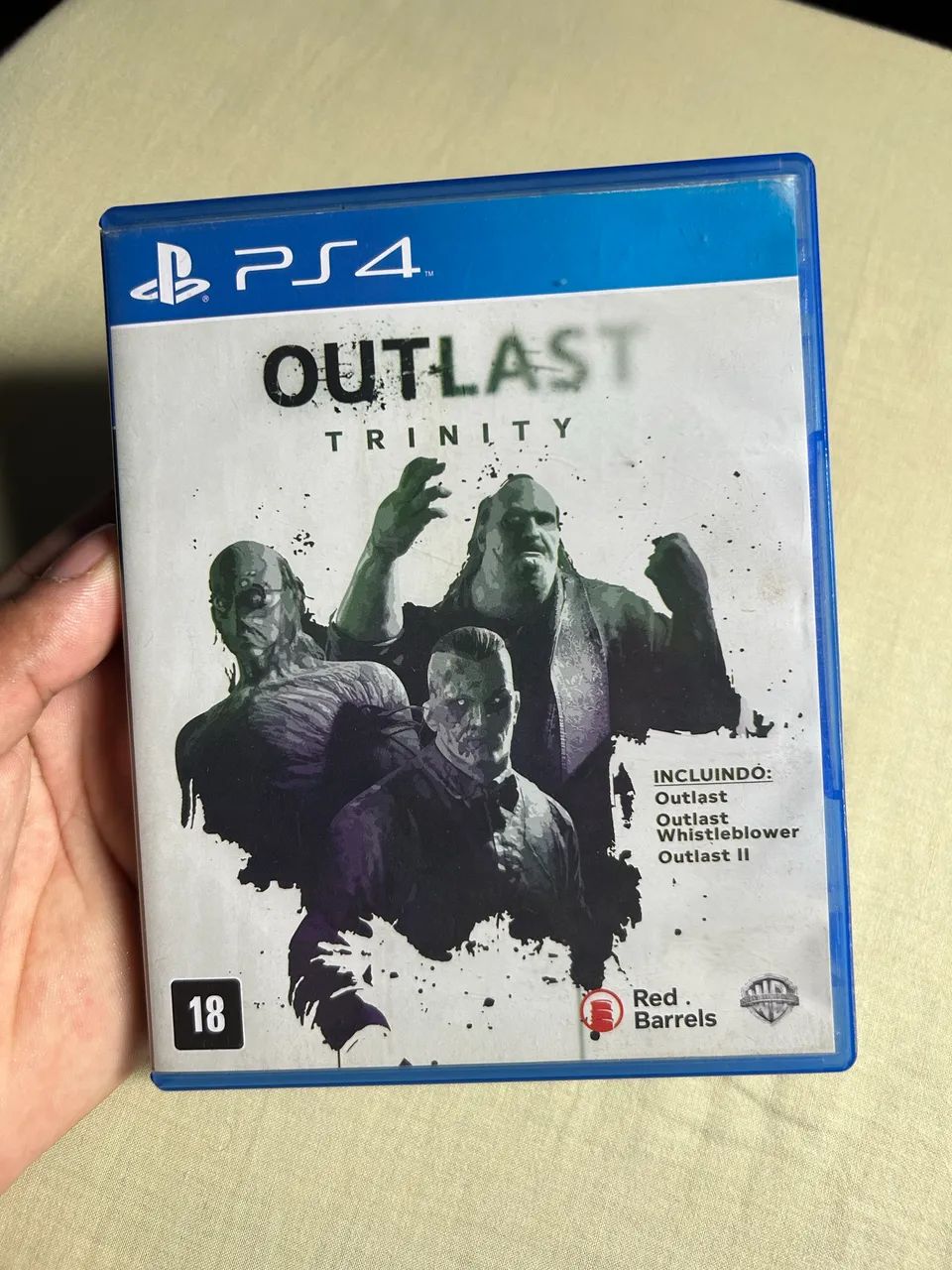 Outlast trinity PS4