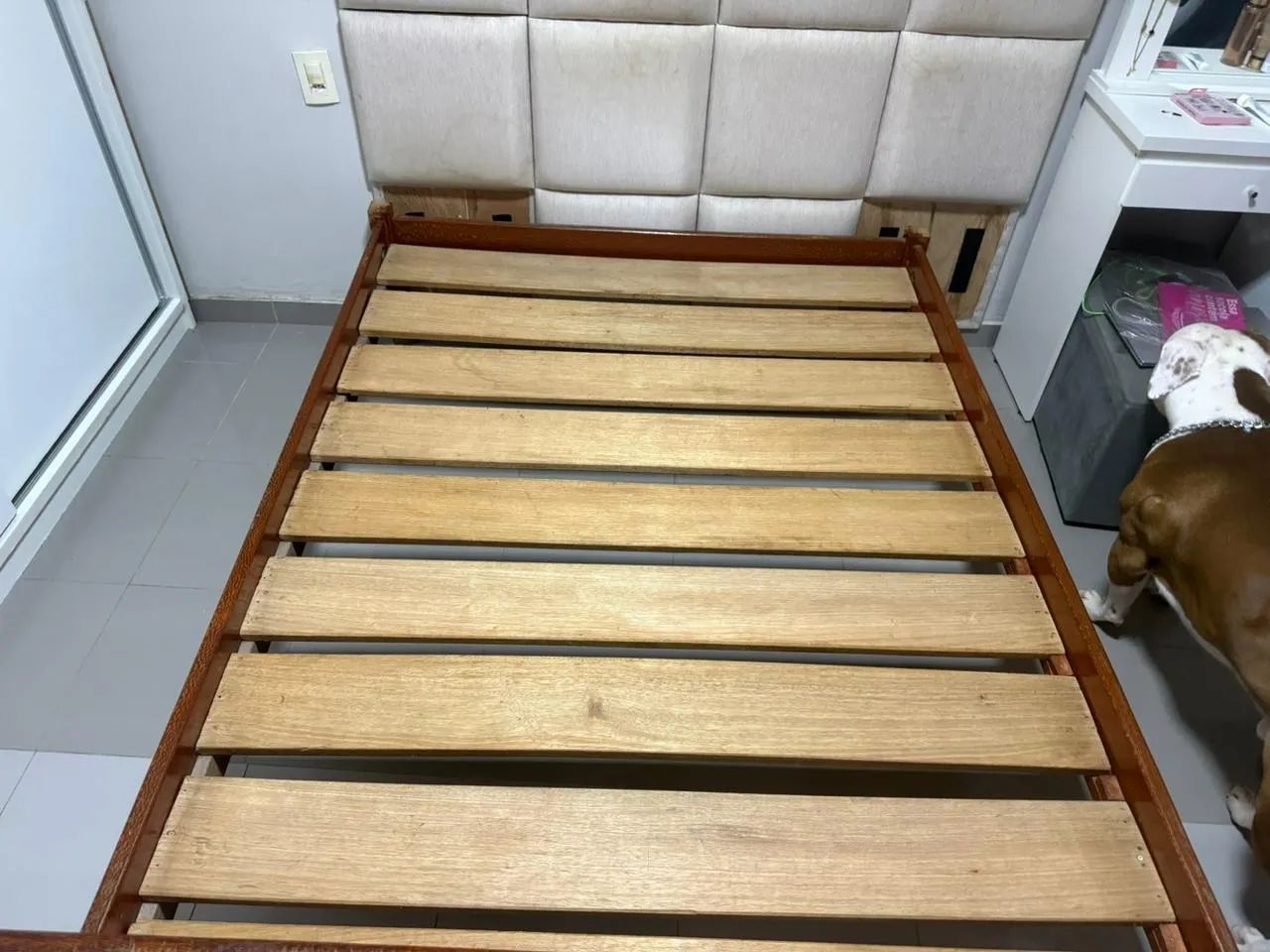 Cama de madeira R$ 150,00 - Foto 4