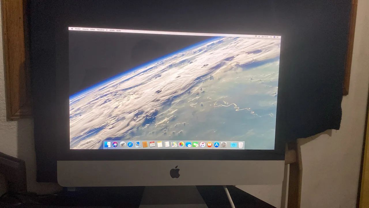 iMac 21.5 Mid 2010 - Computadores e Desktops - Parque Iramaia