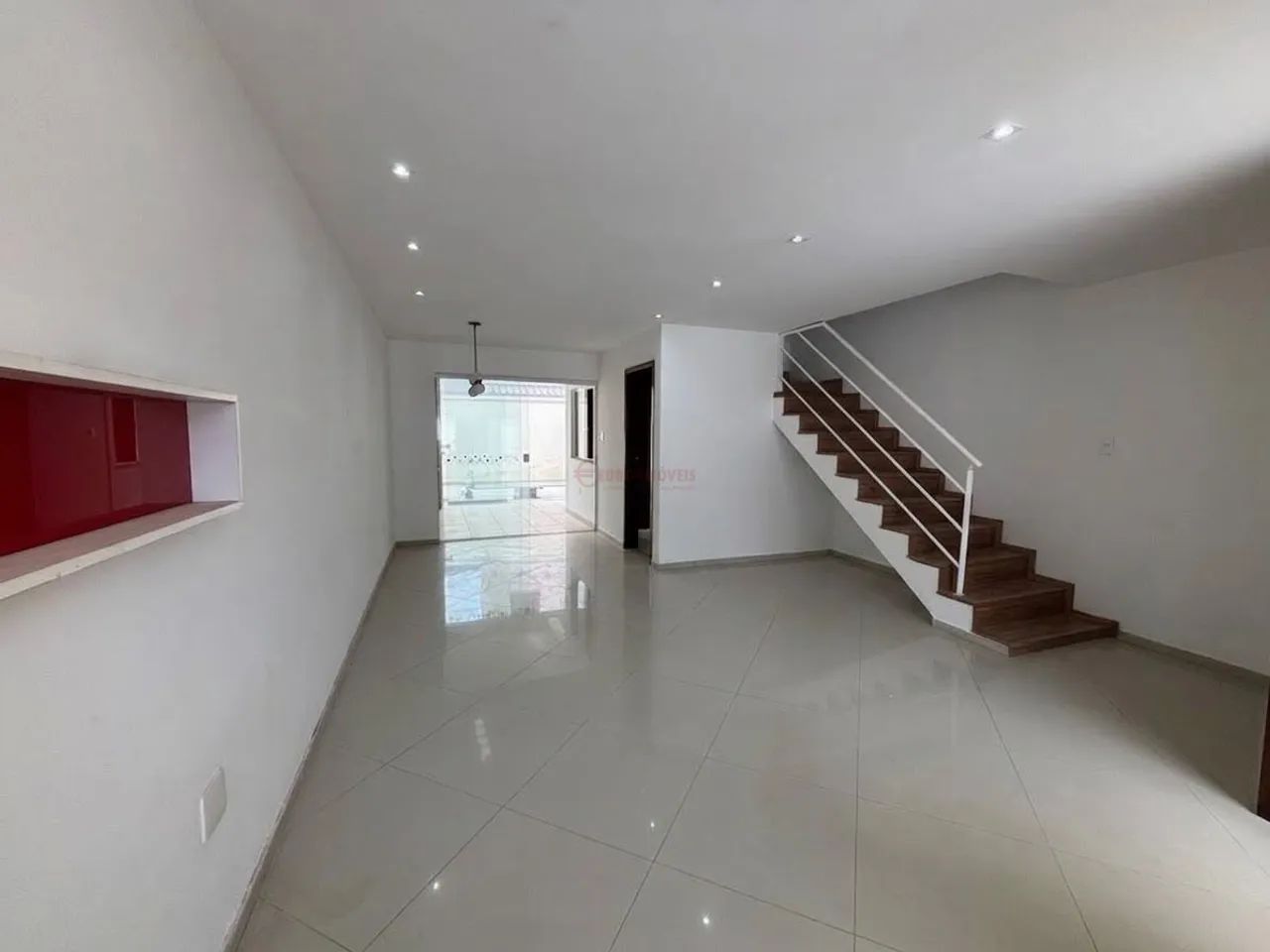 Casa ampla com 3 quartos - Foto 4