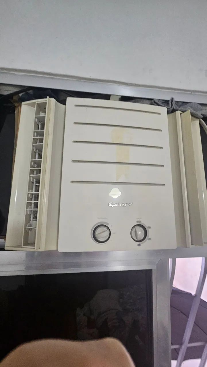 Ar Condicionado 7500 BTU Springer 