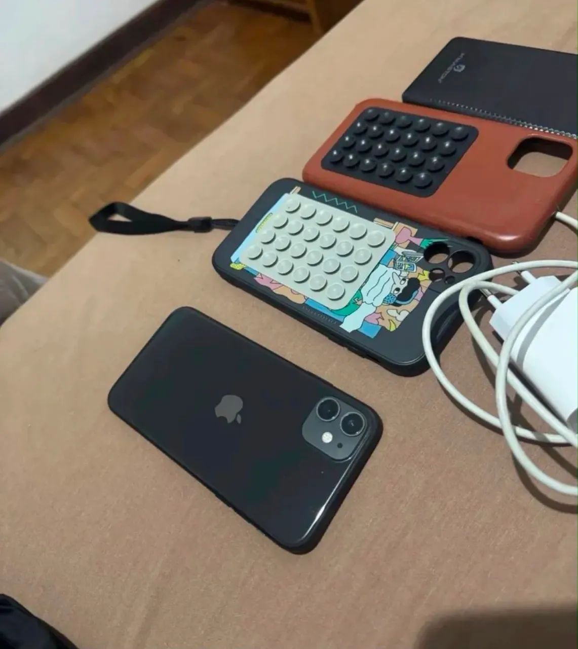 IPHONE 11 64GB PRETO COM CAIXA - Celulares e Smartphones - Barra