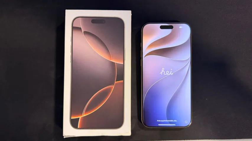 iPhone 16 Pro Max - Desert Titanium - 256GB - 93% Bateria - Perfeito Estado