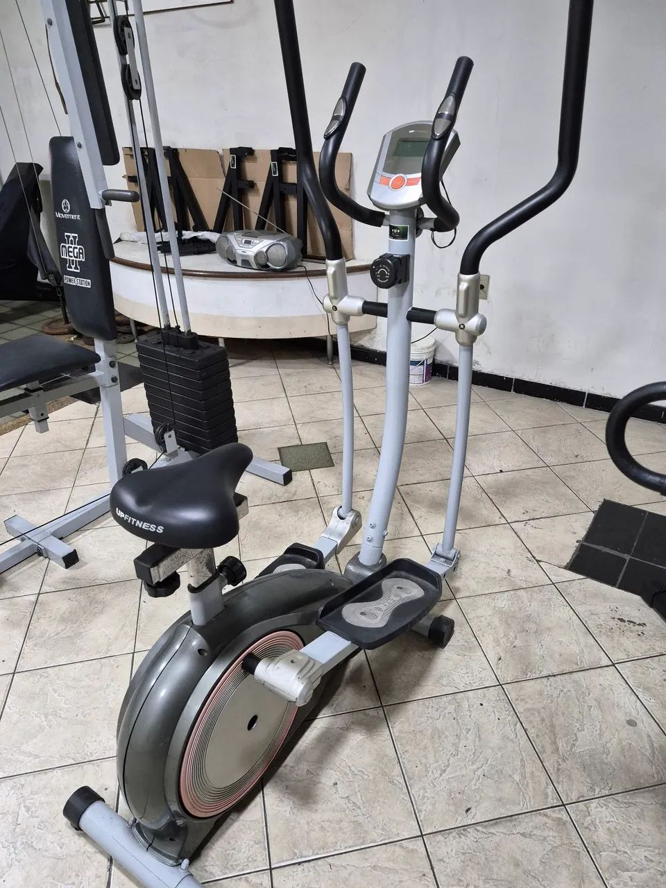 Aparelho de ginástica elíptico e bicicleta ergométrica juntos ( 10 parcelas ) - Foto 3
