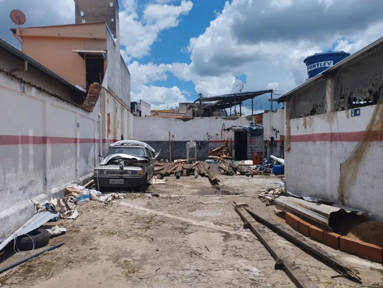 LOTE NO BAIRRO DAS FÁBRICAS - Foto 3