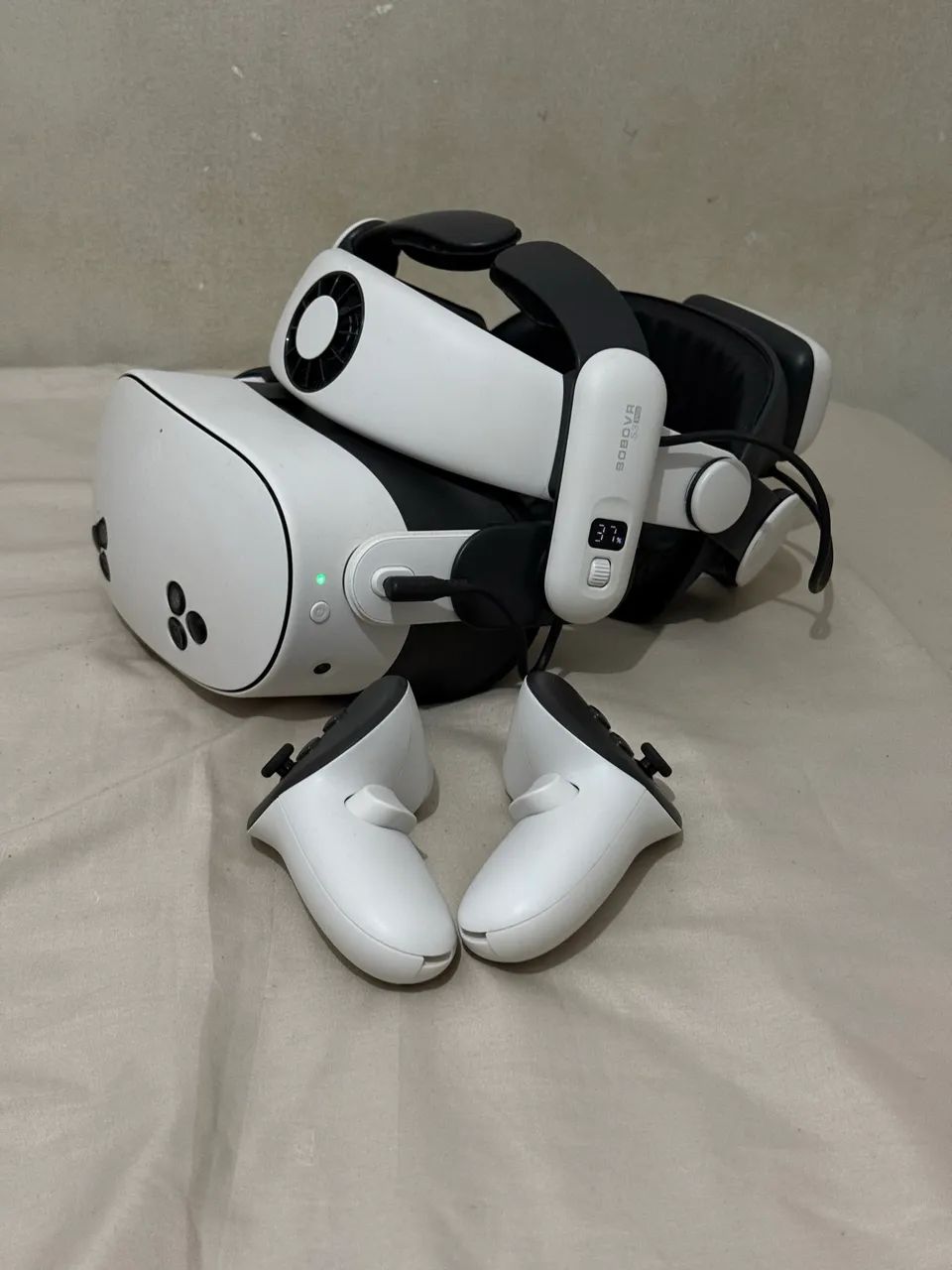 Meta Quest 3S 128GB + BOBOVR S3 Pro + Controles | Completo - Peças