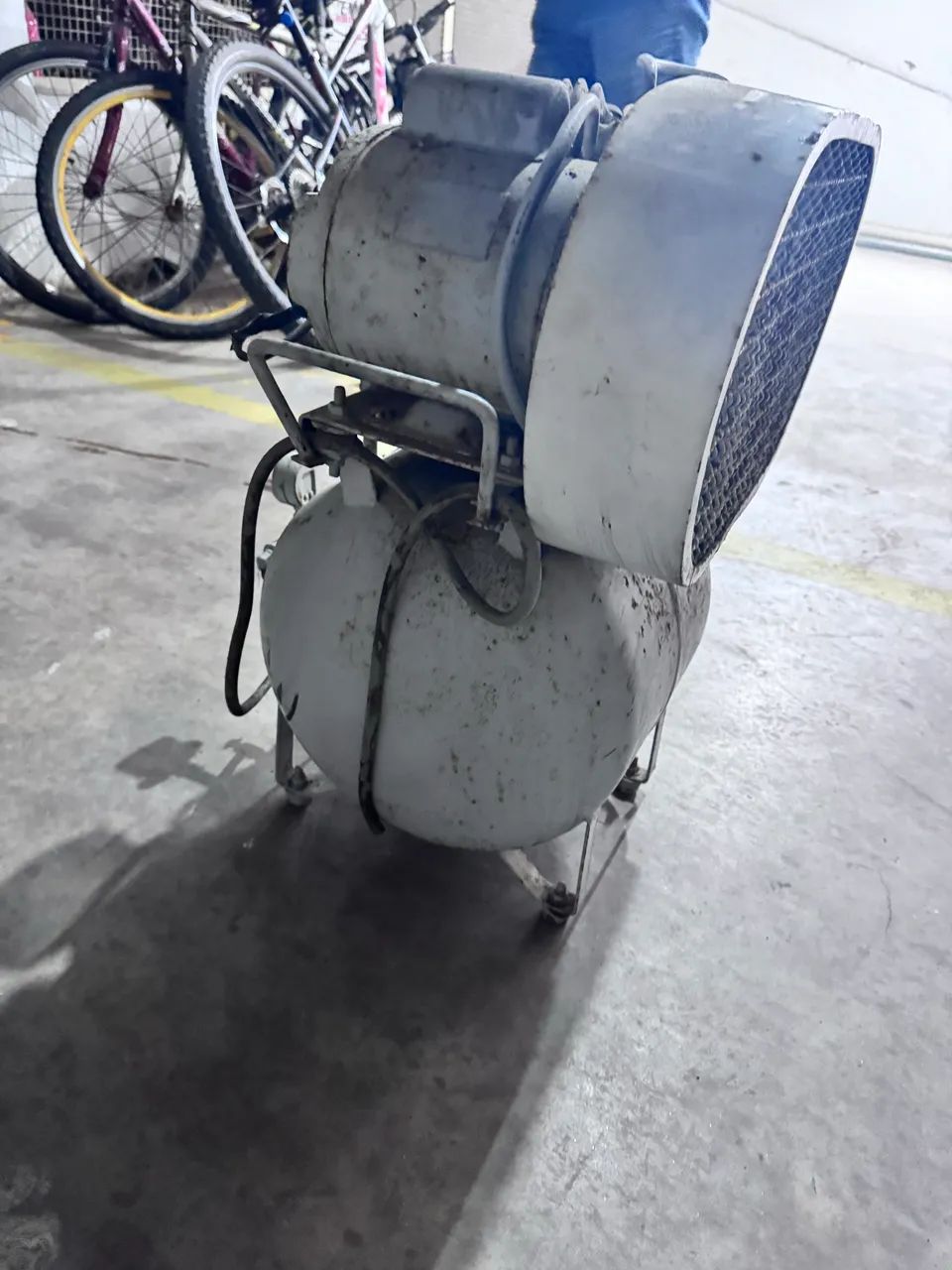 Compressor de ar odontológico  - Foto 4