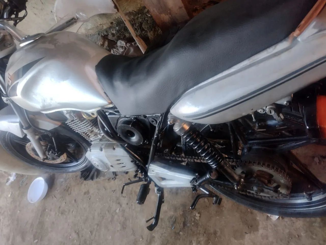 Desapego Suzuki 125. - Foto 2