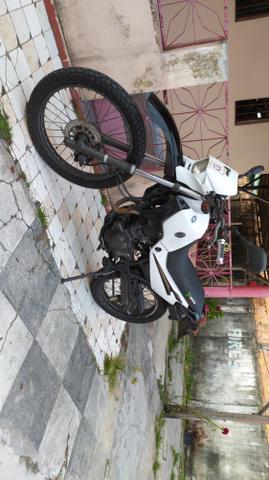 Troco por Sahara 350 ou comet 250
