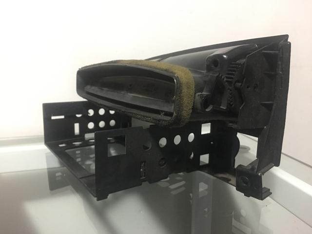 Moldura central com difusor volkswagen golf 94 (original) - Foto 2