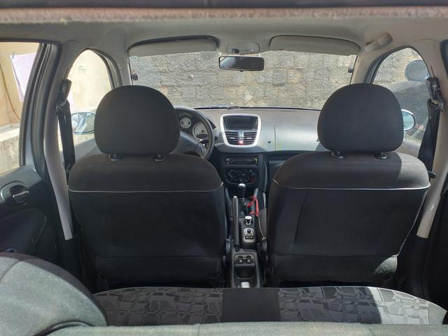 Peugeot 207 1.4 8v top de linha - Foto 8