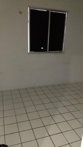 Ap condomínio dos lírios - Foto 14