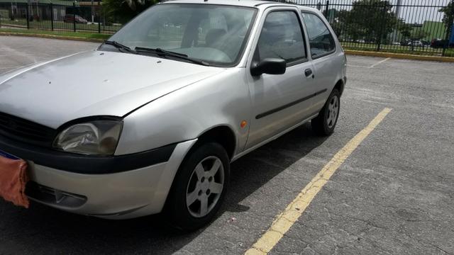 Ford fiesta gl ano 2000 - Foto 8