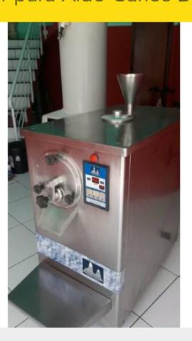 Máquina masseira de sorvete com Torre