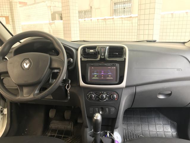 Sandero Expression 1.6 2016 - Foto 6