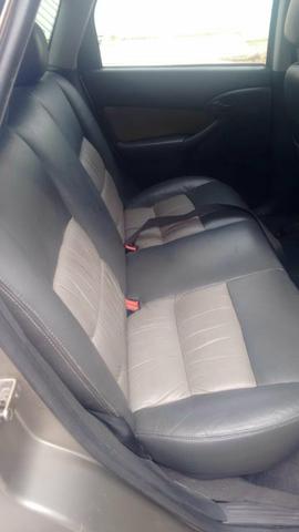 Ford Focus - Foto 4