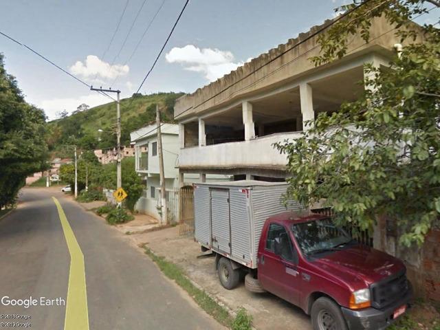 G) jb12409 - Casa com 2 pavimentos na cidade de Itaperuna em LEILÃO - Foto 2