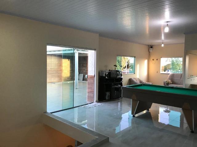 Excelente Casa, 3 Qts Sendo 1 Suíte, Laje, Cerâmica, Lazer no Piso Superior! - Foto 12