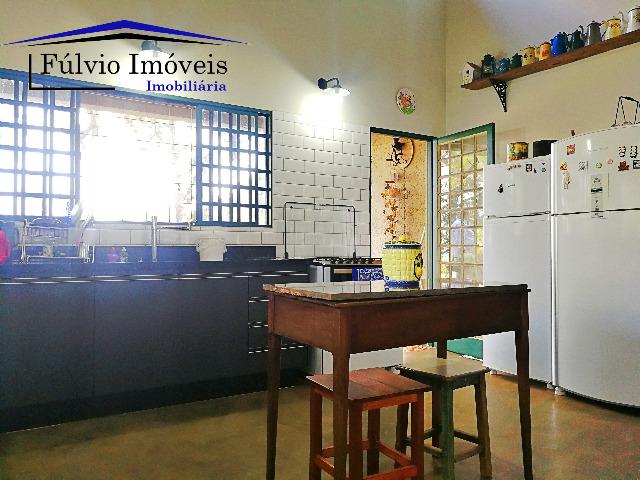 Esplêndida casa em terreno de 2.500m², 4 quartos, área de lazer, no Park Way - Foto 13