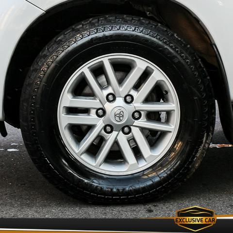 Toyota Hilux 3.0 Srv Diesel 4x4 2012 - Foto 9