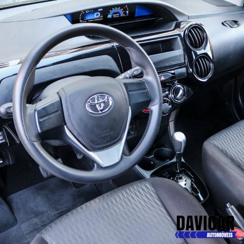 TOYOTA ETIOS 2017/2018 1.3 X 16V FLEX 4P AUTOMÁTICO - Foto 8
