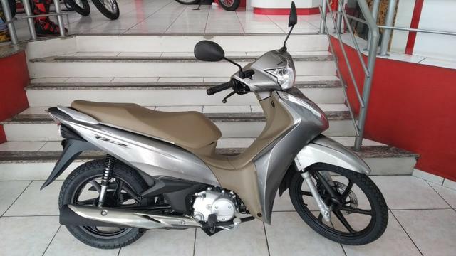 Honda Biz 125 Ex prata zero Km aceitamos troca emplacada