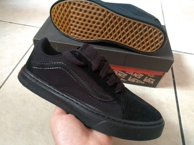 ponta de estoque vans