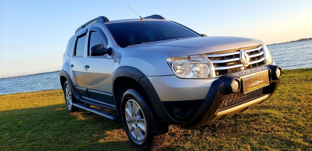 DUSTER COM GNV IMPECÁVEL FAÇO FINANCIAMENTO BANCÁRIO