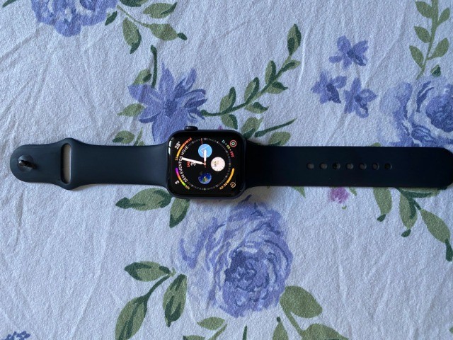 Relógio Apple Watch Series 5  -  44mm 