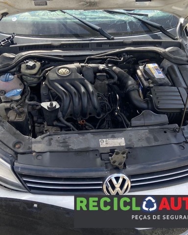 Sucata de jetta 2.0 aspirado 2012 para retirada de peças  - Foto 5