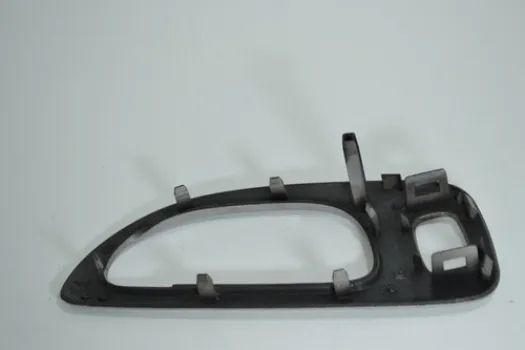 Moldura Maçaneta Traseira Lado Esquerdo Peugeot 307 2009 - Foto 3