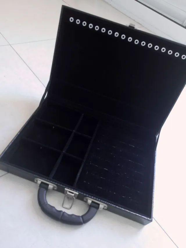 Maleta jóias / semijóias - Porta equipamentos  - Foto 3