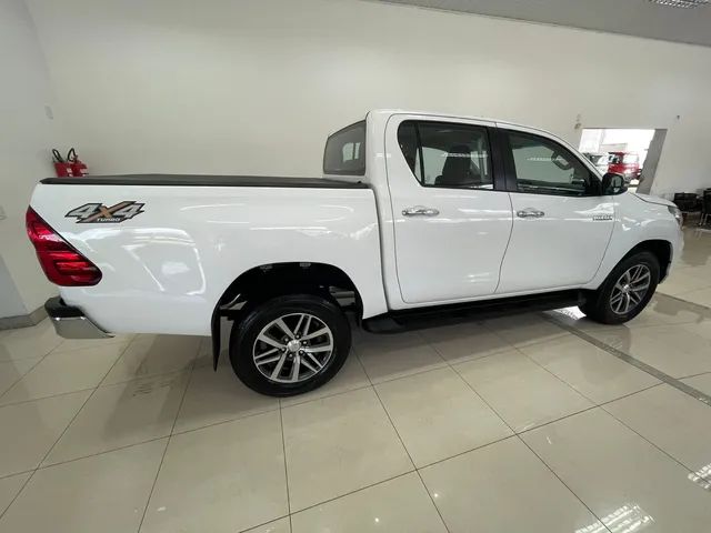 Hilux SRV 4X4 diesel Aut. 20/20