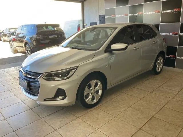 hatches CHEVROLET ONIX flex 2020 Usados e Novos