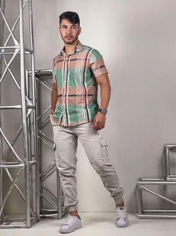 Calça cargo em linho 