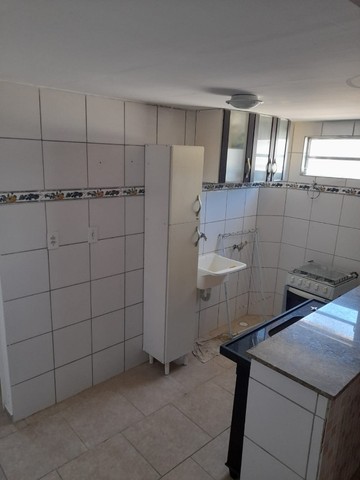 Vendo 1 quarto enorme e uma localização privilegiada em Piedade 100 metros do Mar - Foto 3
