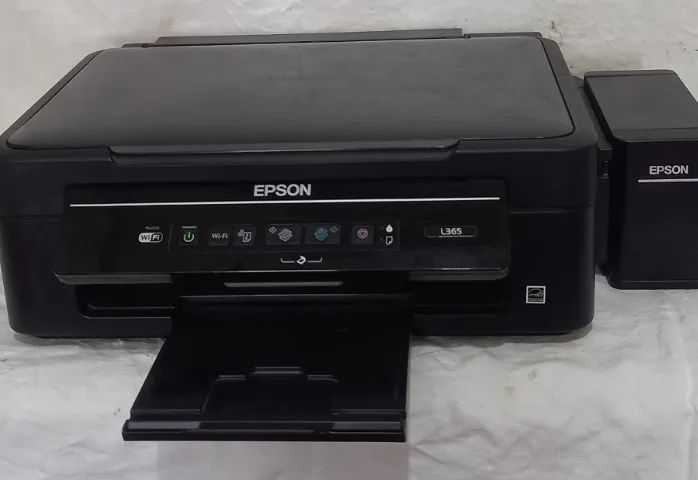 impressora epson L365 de tanque funcionando vê fotos só o amarelo com falhas - Foto 2