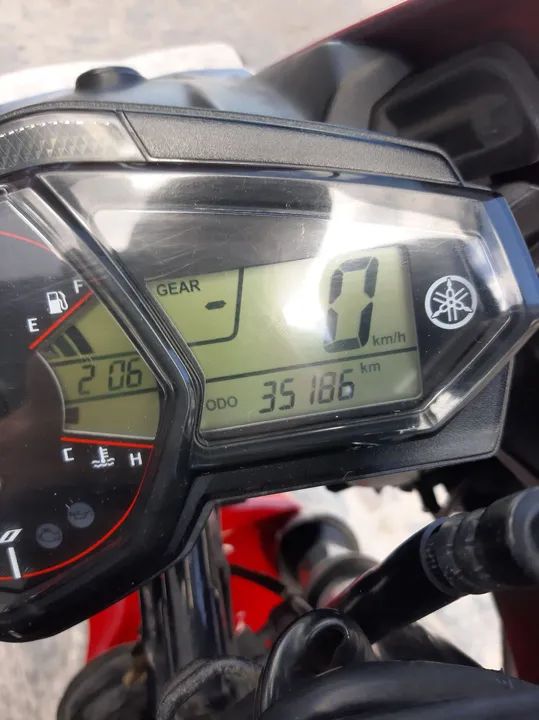 Yamaha R3 2016 - Foto 5