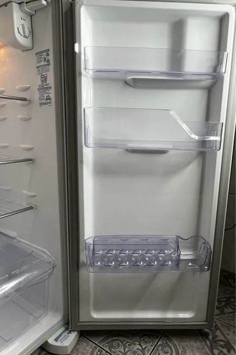Geladeira Duplex seminova entrego  - Foto 4