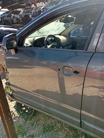 Porta Chevrolet Captiva Dianteira Esquerda Somente Lata
