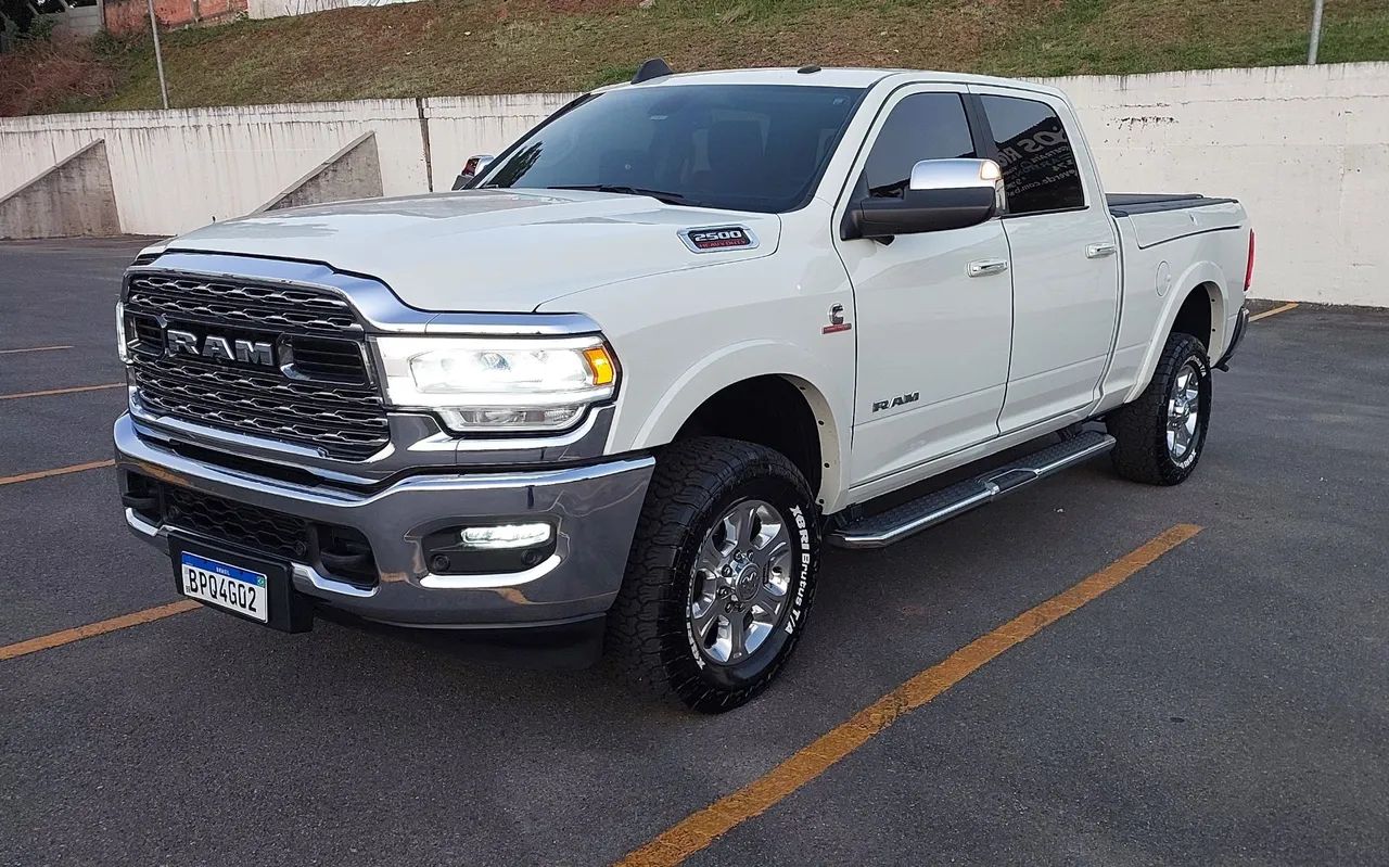 Dodge Ram Laramie 6.7 2500 2020