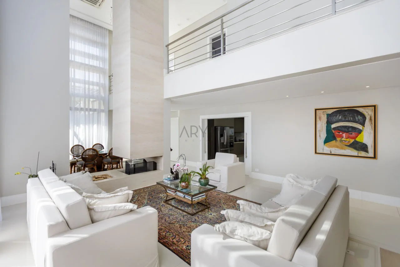 Casa em Santa Felicidade - ARYA 1