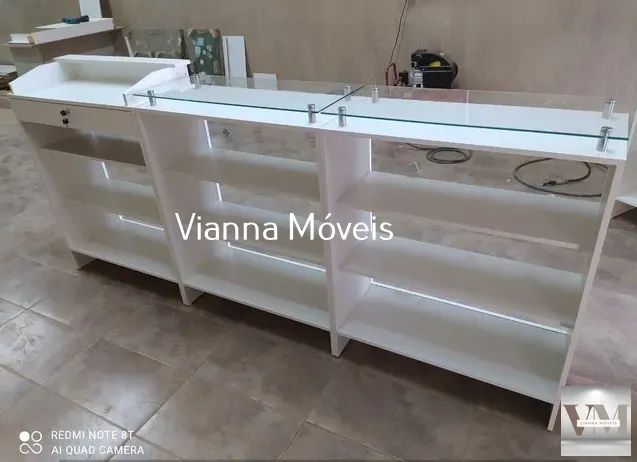 Balcão Caixa Vitrine + 2 Balcões Vitrine com Tampo de Vidro - MDF Branco - Foto 2