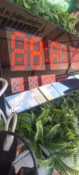 Relogio Digital Grande 45x27 (Honestidade e Qualidade é aqui na JK Eletrônicos Distribuido